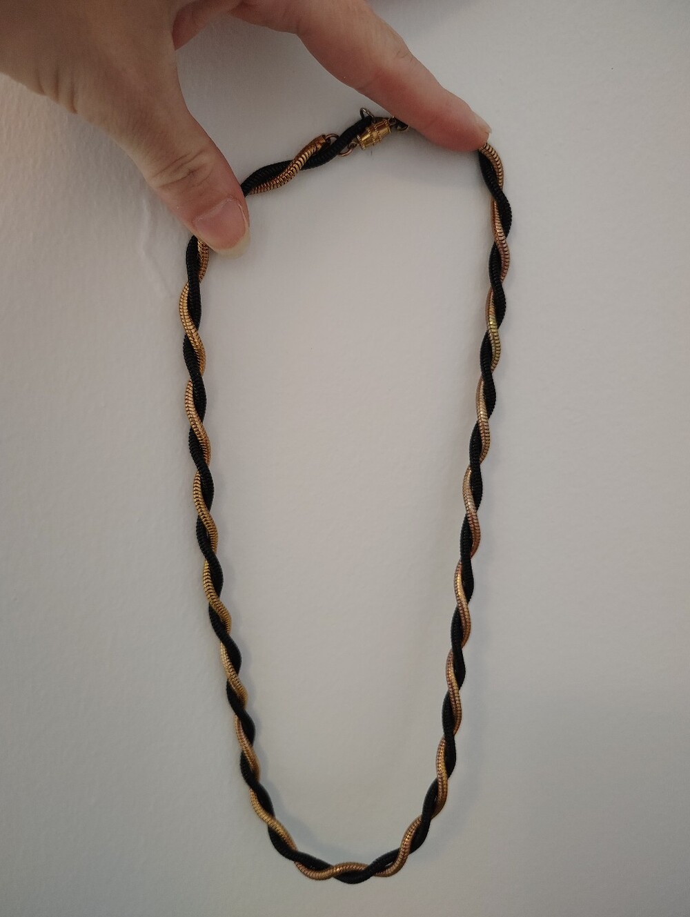 Twisted Rope Necklace in Black and Gold